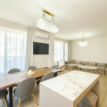 Lejlighed Crystal Luxe 2-bedroom Plovdiv