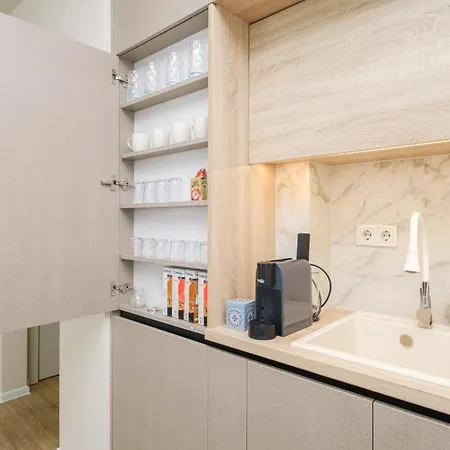 Crystal Luxe 2-bedroom شقة بلوفديف