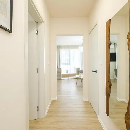 Crystal Luxe 2-bedroom شقة بلوفديف